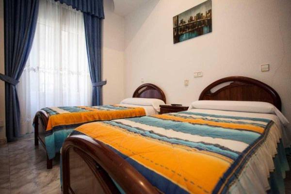 מדריד Hostal Palacios Fuencarral מראה חיצוני תמונה