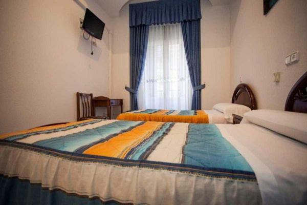 מדריד Hostal Palacios Fuencarral מראה חיצוני תמונה