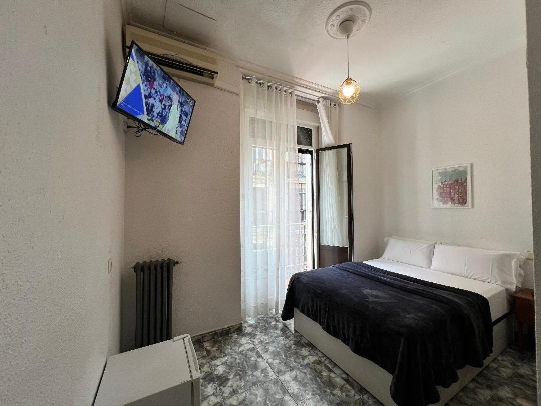 מדריד Hostal Palacios Fuencarral מראה חיצוני תמונה