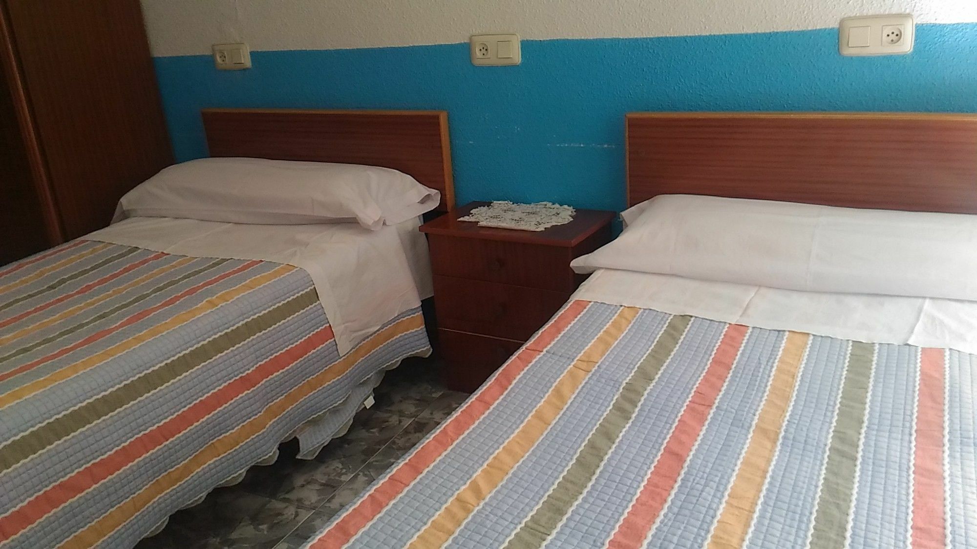 מדריד Hostal Palacios Fuencarral מראה חיצוני תמונה